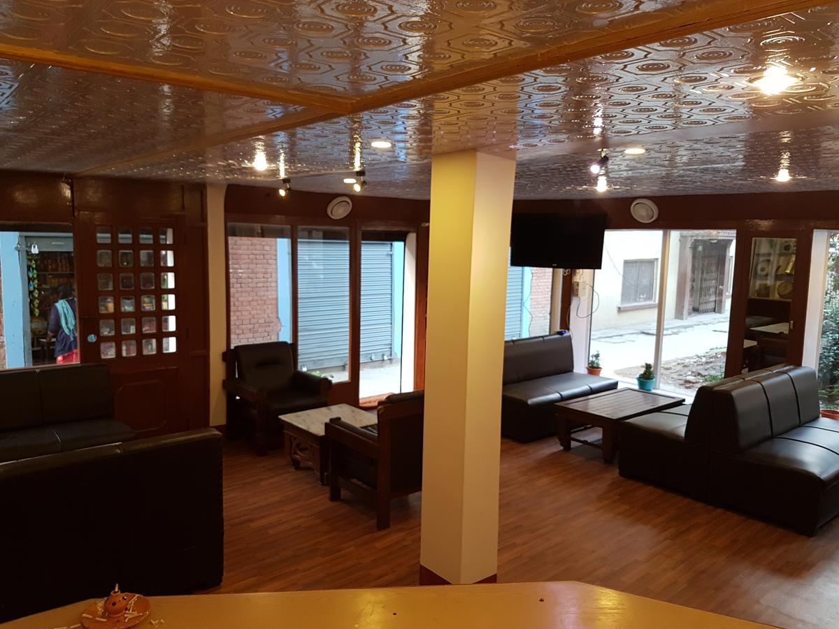 Hotel Triratna Катманду Екстериор снимка
