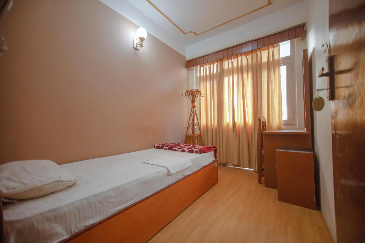 Hotel Triratna Катманду Екстериор снимка