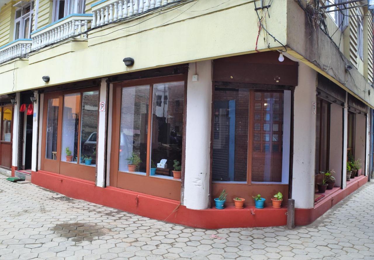 Hotel Triratna Катманду Екстериор снимка