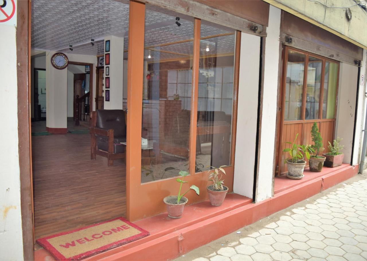Hotel Triratna Катманду Екстериор снимка