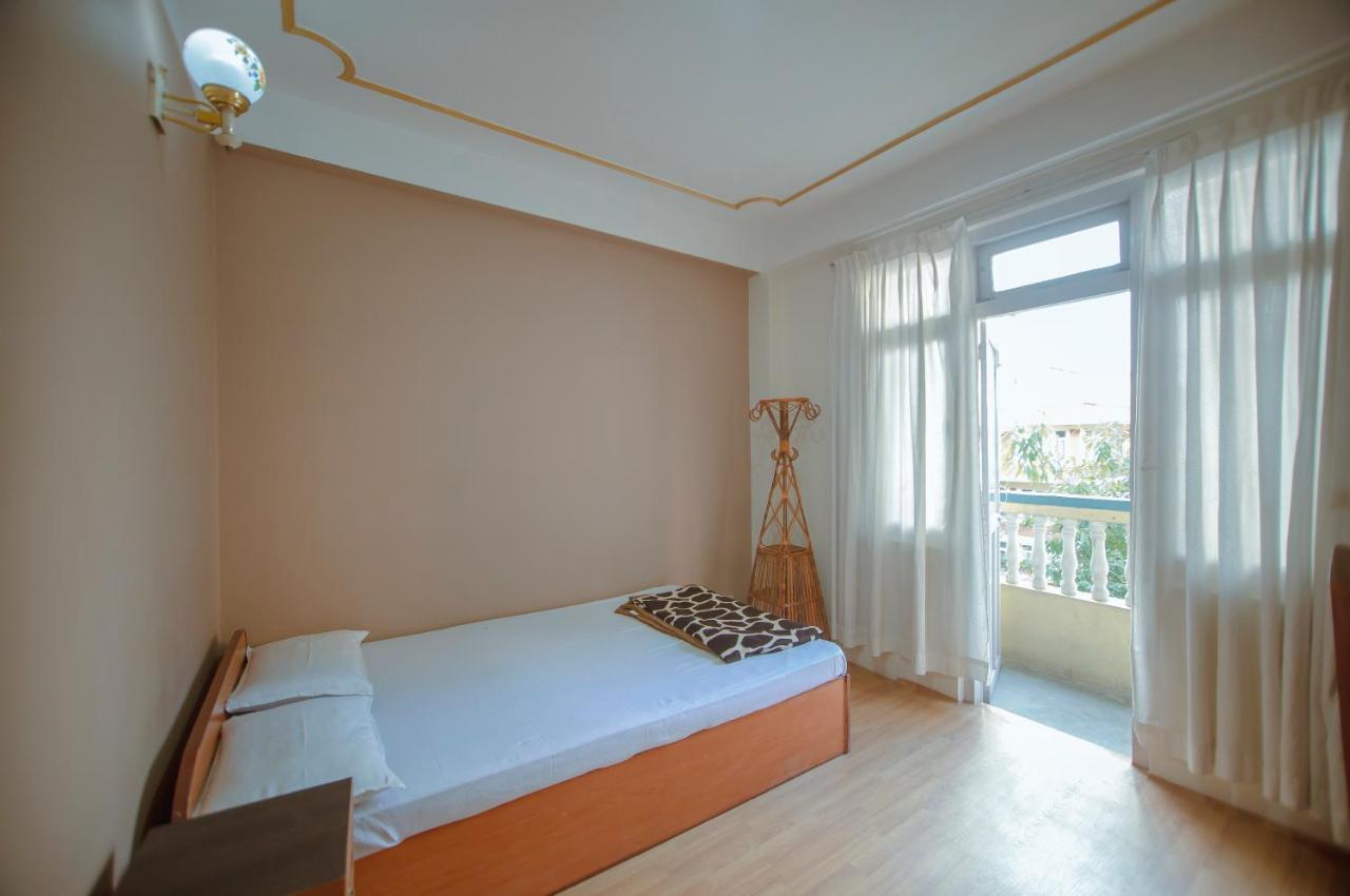 Hotel Triratna Катманду Екстериор снимка
