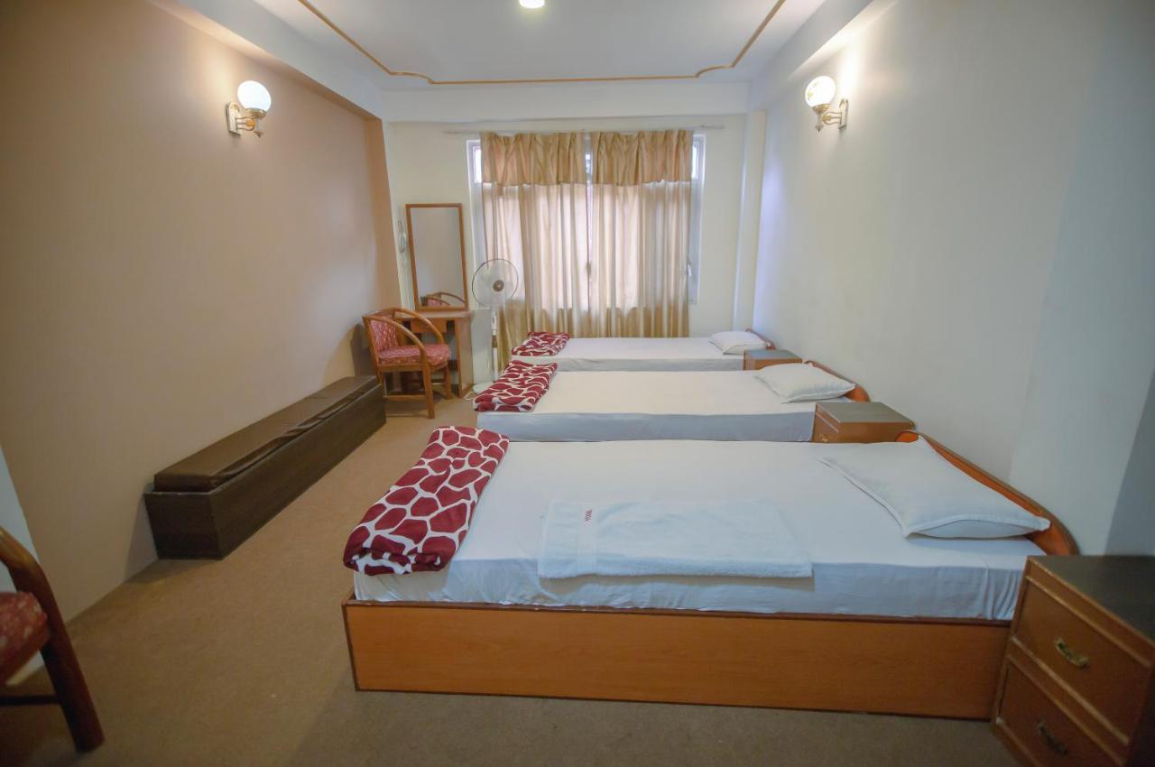 Hotel Triratna Катманду Екстериор снимка